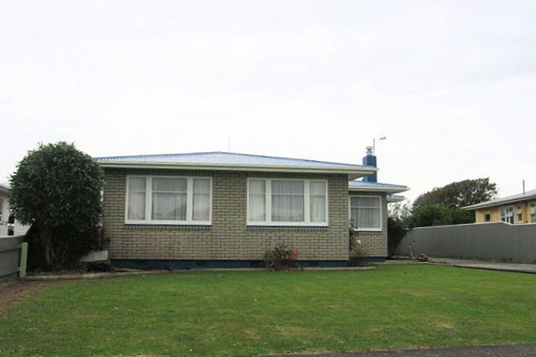 Photo of property in 11 Sefton Avenue, Highbury, Palmerston North, 4412
