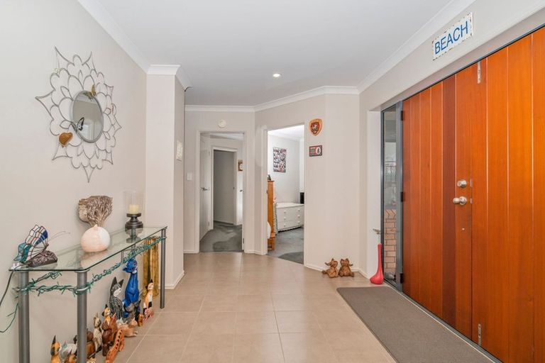 Photo of property in 18 Heritage Close, Whitianga, 3510