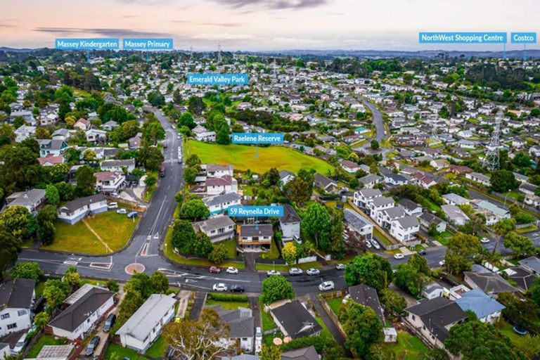 Photo of property in 59 Reynella Drive, Massey, Auckland, 0614