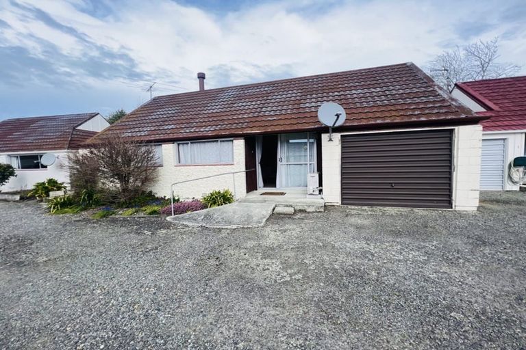 Photo of property in 56 Mackenzie Street, Winton, 9720