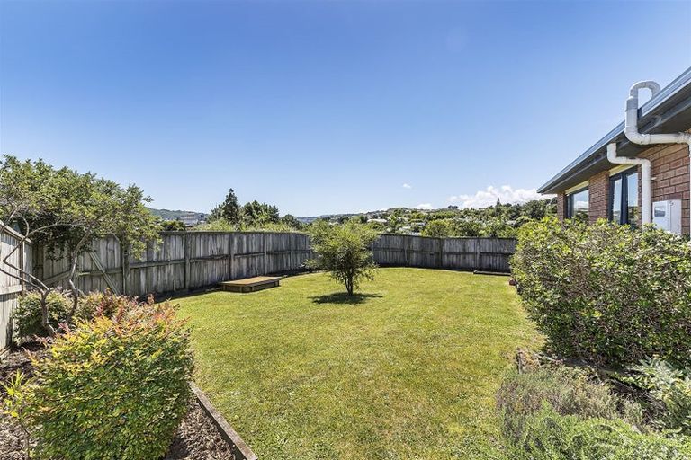 Photo of property in 43a Apple Terrace, Ranui, Porirua, 5024