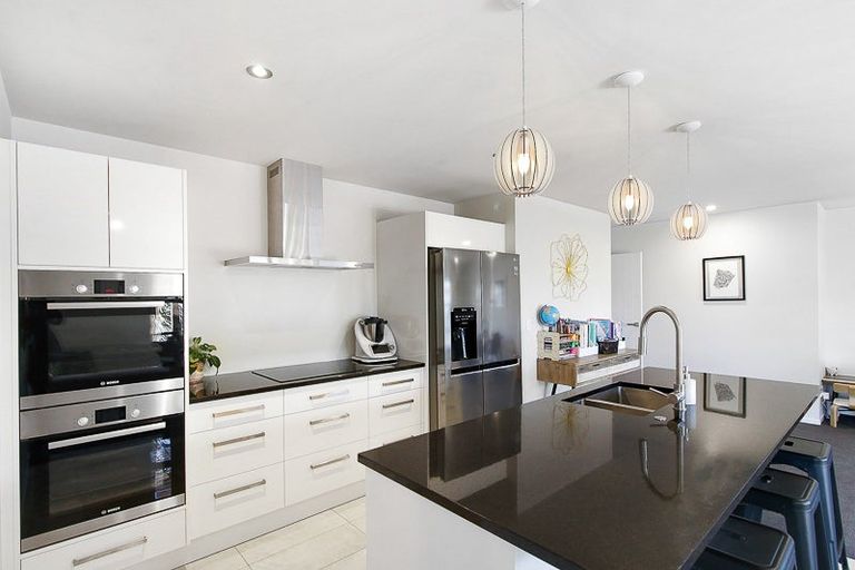 Photo of property in 17 Story Street, Foxton Beach, Foxton, 4815