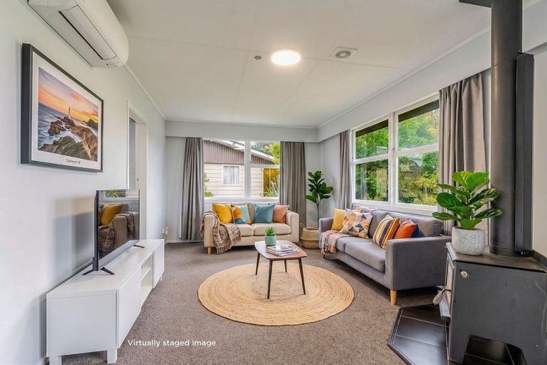 Photo of property in 460 High Street South, Carterton, 5713