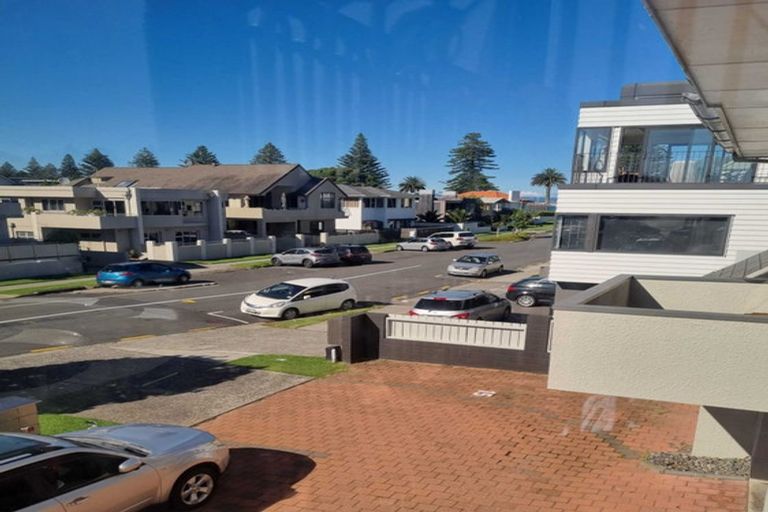 Photo of property in 40 Maunganui Road, Mount Maunganui, 3116