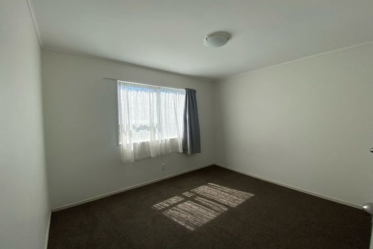 Photo of property in 10 Martin Grove, Normandale, Lower Hutt, 5010
