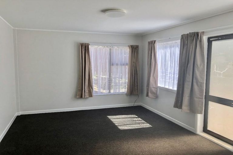 Photo of property in 126 Middleton Road, Churton Park, Wellington, 6037