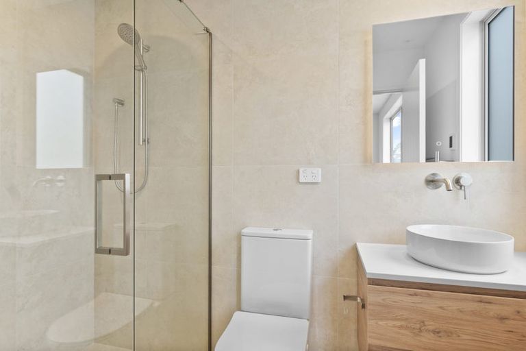 Photo of property in 1/11 Tamihana Avenue, Fairfield, Hamilton, 3214