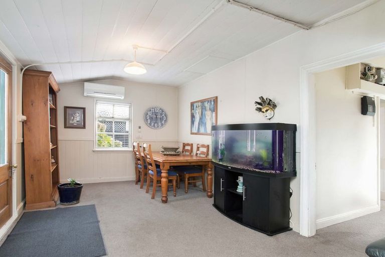 Photo of property in 184 Hastings Street, Waltham, Christchurch, 8023