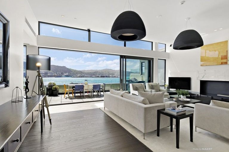 Photo of property in 150u5 Oriental Parade, Oriental Bay, Wellington, 6011