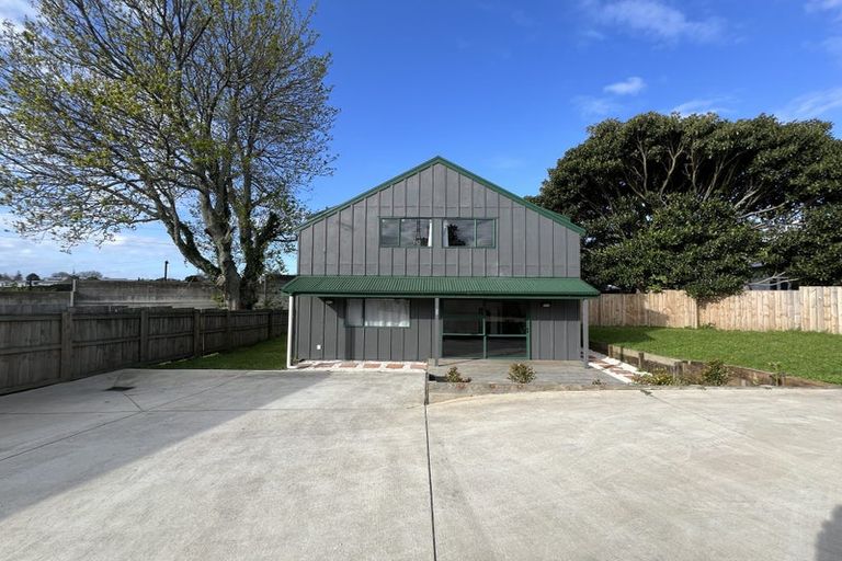 Photo of property in 31a Paton Avenue, Te Atatu South, Auckland, 0610