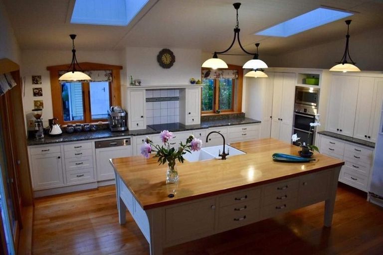 Photo of property in 65 Russell Street, Westport, 7825