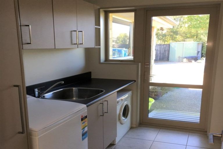 Photo of property in 6 Ellington Mews, Rolleston, 7614