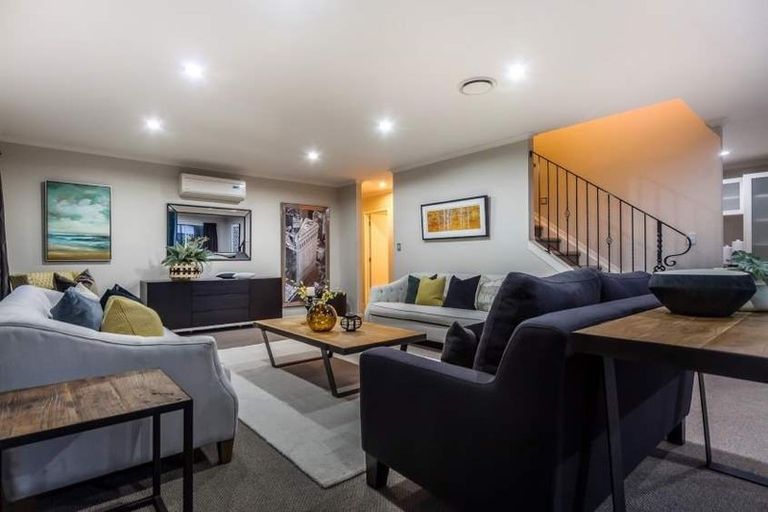 Photo of property in 15 Coolaghy Drive, Flat Bush, Auckland, 2019