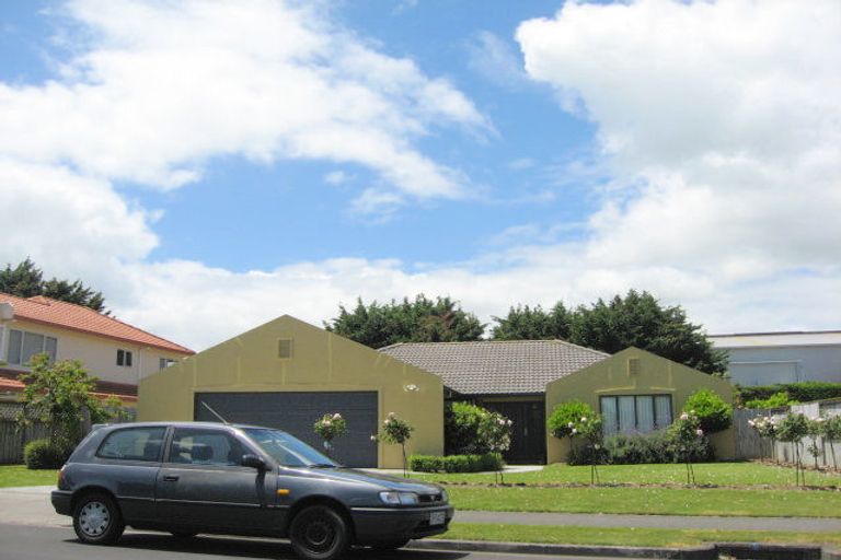 Photo of property in 117 Longford Park Drive, Takanini, 2112
