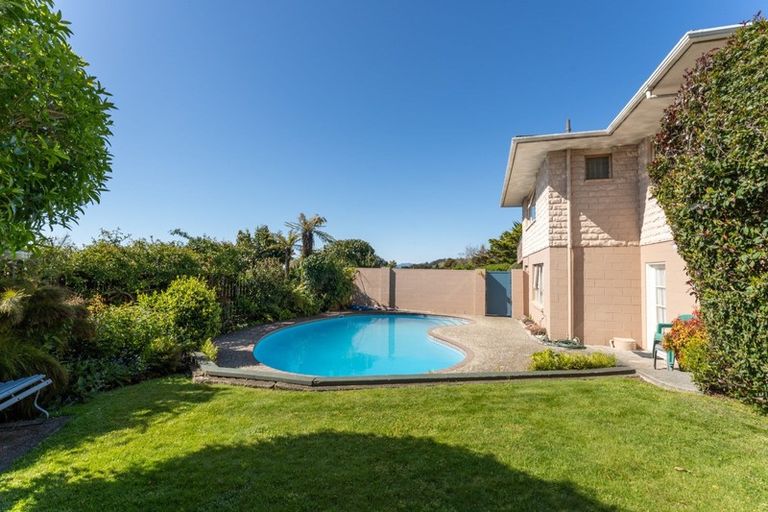 Photo of property in 24 Marlborough Crescent, Richmond, 7020