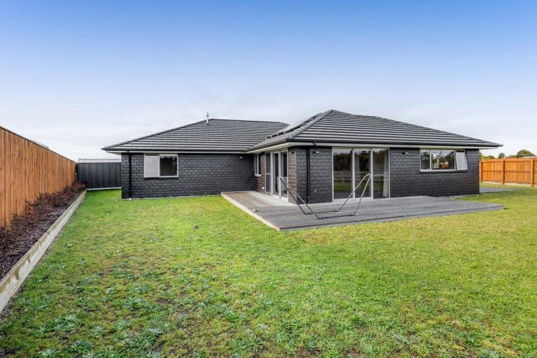 Photo of property in 9 Midsummer Avenue, Stratford, 4332