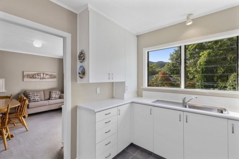 Photo of property in 135 Hine Road, Wainuiomata, Lower Hutt, 5014