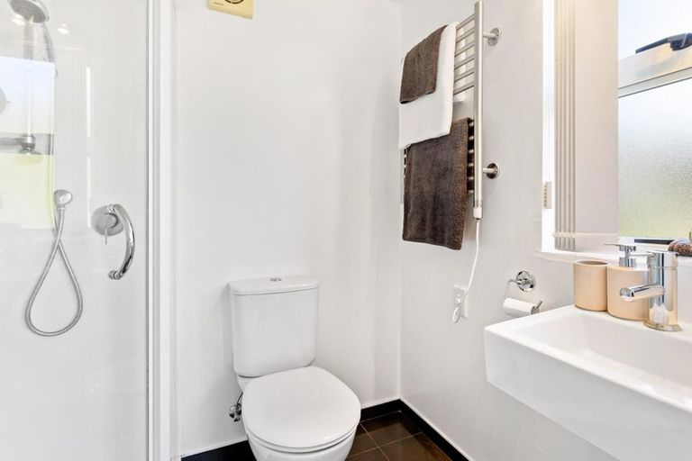 Photo of property in 29 Kokiri Street, Te Atatu South, Auckland, 0610