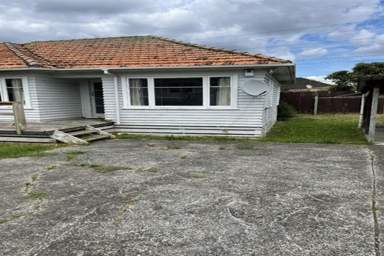 Photo of property in 1/8 Fisher Crescent, Otara, Auckland, 2023