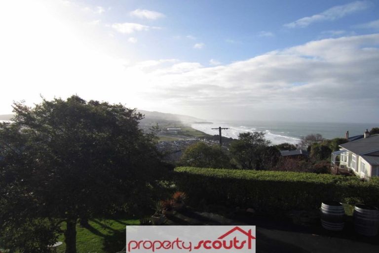 Photo of property in 18 Earls Road, Saint Clair, Dunedin, 9012