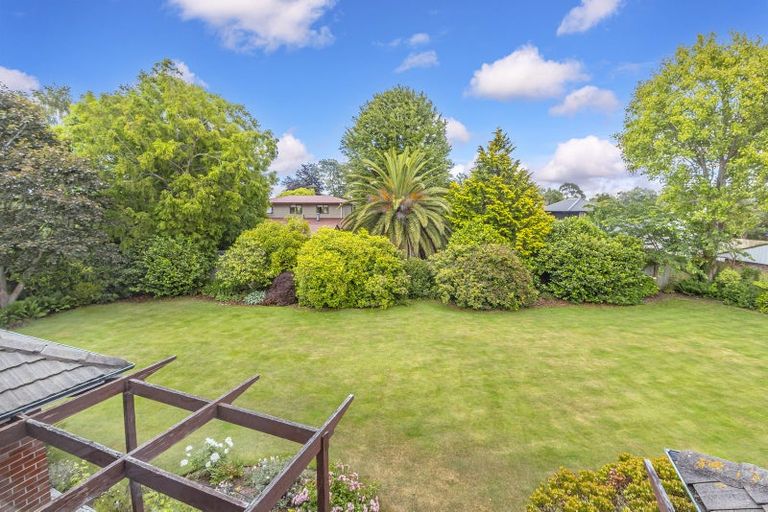 Photo of property in 10 Woodford Terrace, Ilam, Christchurch, 8053