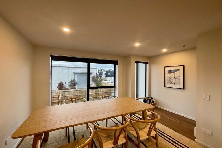 Photo of property in 11/333 Lincoln Road, Addington, Christchurch, 8024