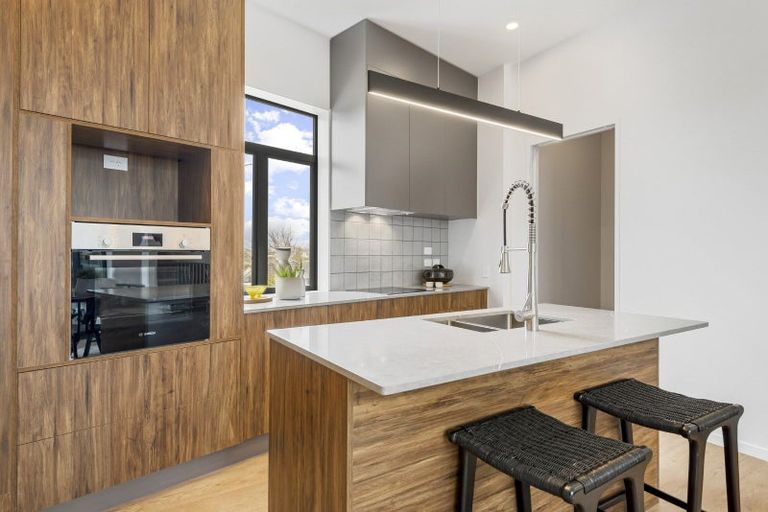 Photo of property in 83 Bearing Parade, Long Bay, Auckland, 0630