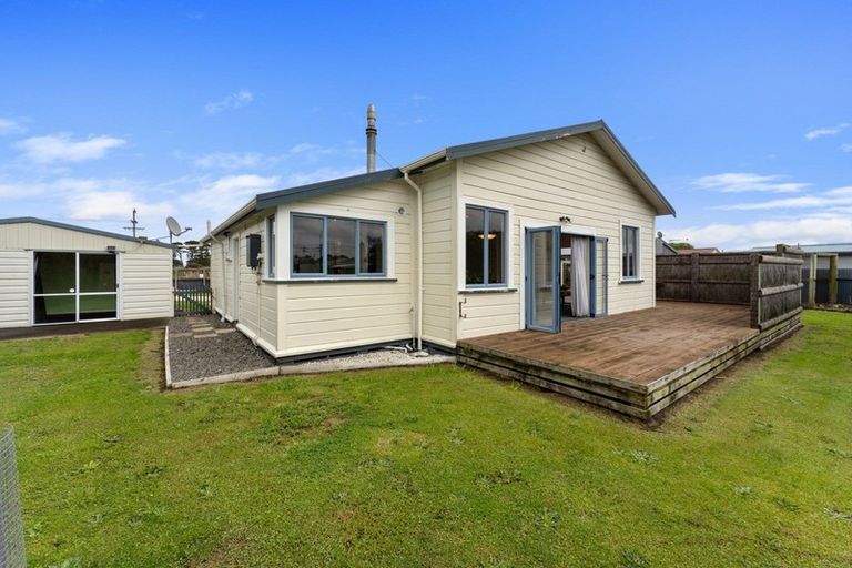 Photo of property in 91 Manawapou Road, Hawera, 4610