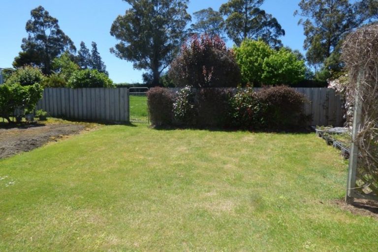 Photo of property in 14 Oxford Street, Holmes Hill, Oamaru, 9401