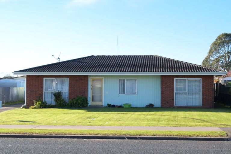 Photo of property in 35 Garus Avenue, Mangere East, Auckland, 2024