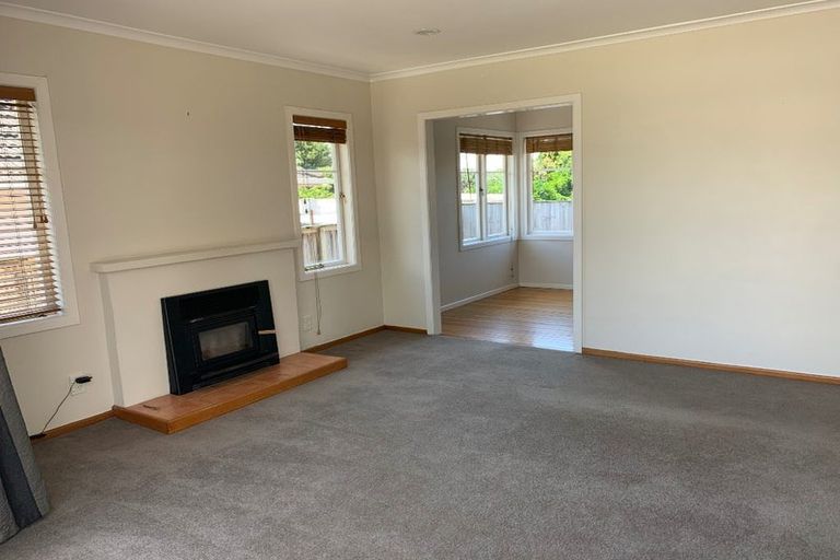 Photo of property in 13 Kervil Avenue, Te Atatu Peninsula, Auckland, 0610