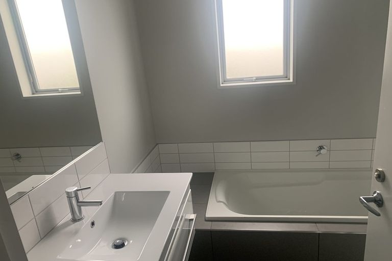 Photo of property in 4a Sienna Court, Aidanfield, Christchurch, 8025