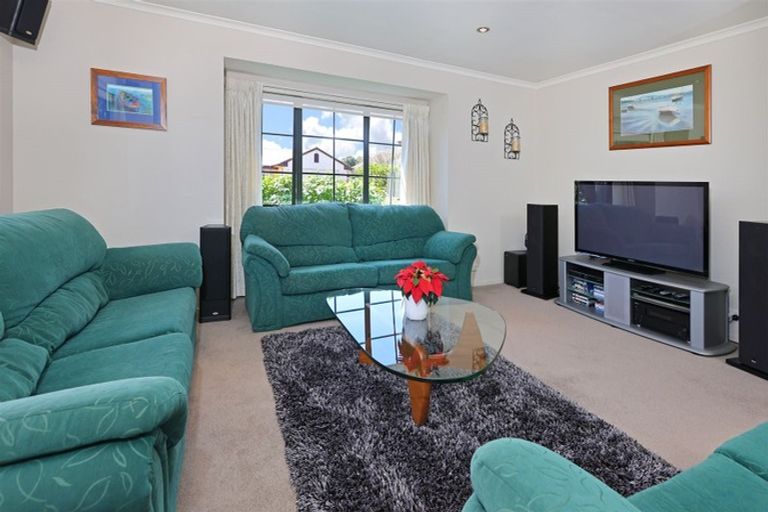 Photo of property in 3 Pippen Court, Henderson, Auckland, 0612