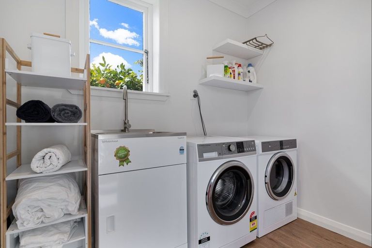 Photo of property in 32 Masters Crescent, Masterton, 5810