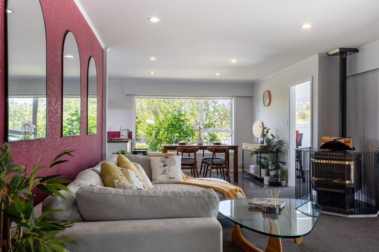 Photo of property in 5 Silverwood Place, Hornby, Christchurch, 8042