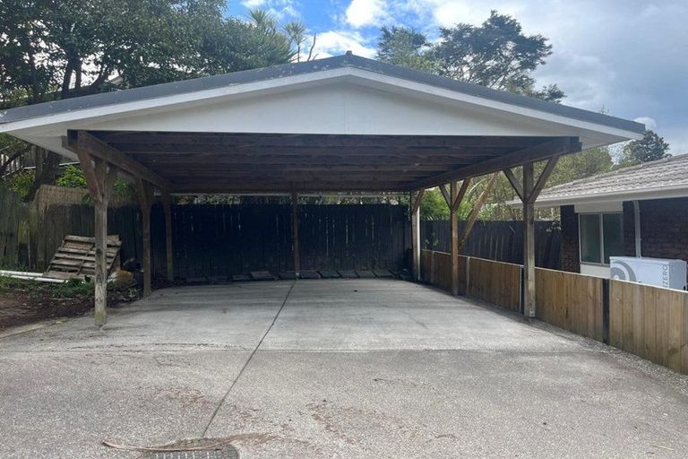 Photo of property in 1/18 Kashmir Road, Glen Eden, Auckland, 0602