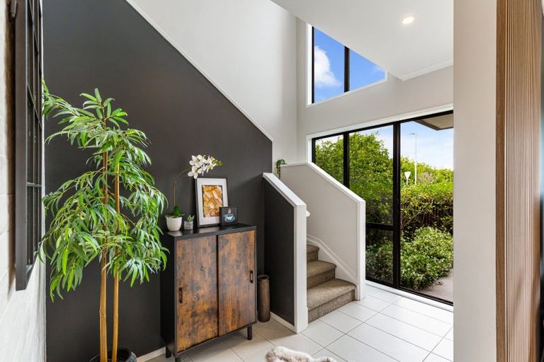 Photo of property in 31 Mapou Road, Hobsonville, Auckland, 0616