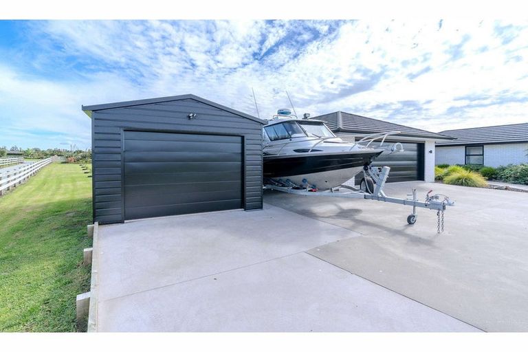 Photo of property in 11 The Lakes Drive, Kerikeri, 0230