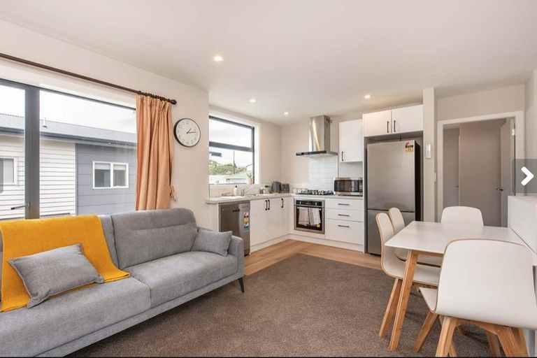 Photo of property in 10 Frankmoore Avenue, Johnsonville, Wellington, 6037