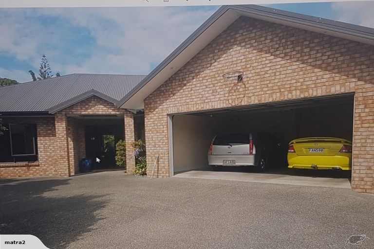 Photo of property in 157e Colwill Road, Massey, Auckland, 0614