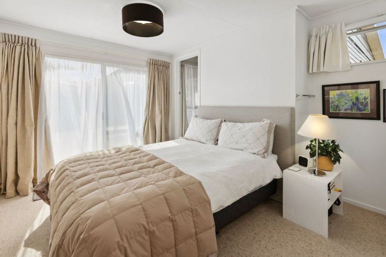 Photo of property in 44 Hunter Crescent, Wanaka, 9305