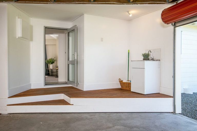 Photo of property in 2 North Street, Greytown, 5712