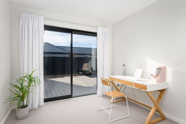 Photo of property in 19 Falcon Road, Rolleston, 7615