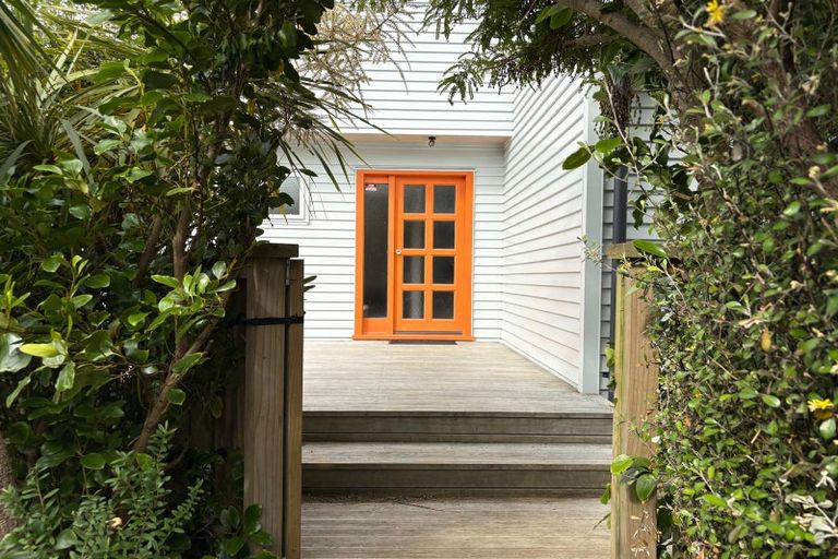 Photo of property in 26 Bodmin Terrace, Camborne, Porirua, 5026