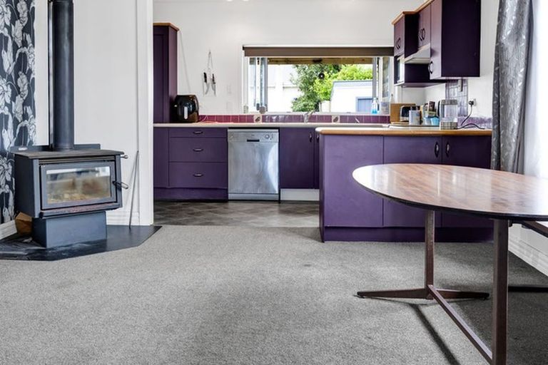 Photo of property in 278 South Road, Hawera, 4610