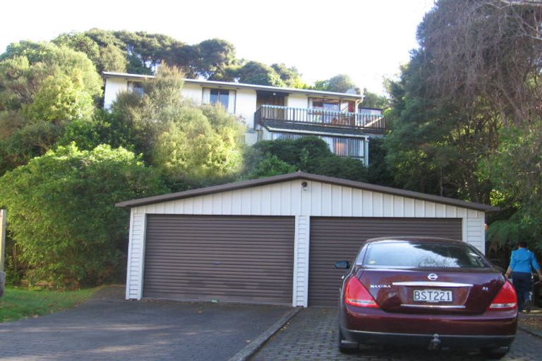 Photo of property in 25 Solander Place, Whitby, Porirua, 5024