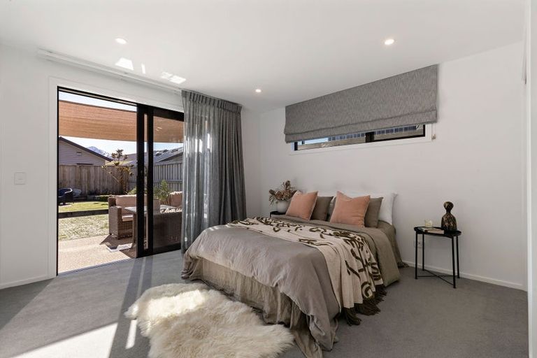 Photo of property in 78 Howden Drive, Jacks Point, 9371