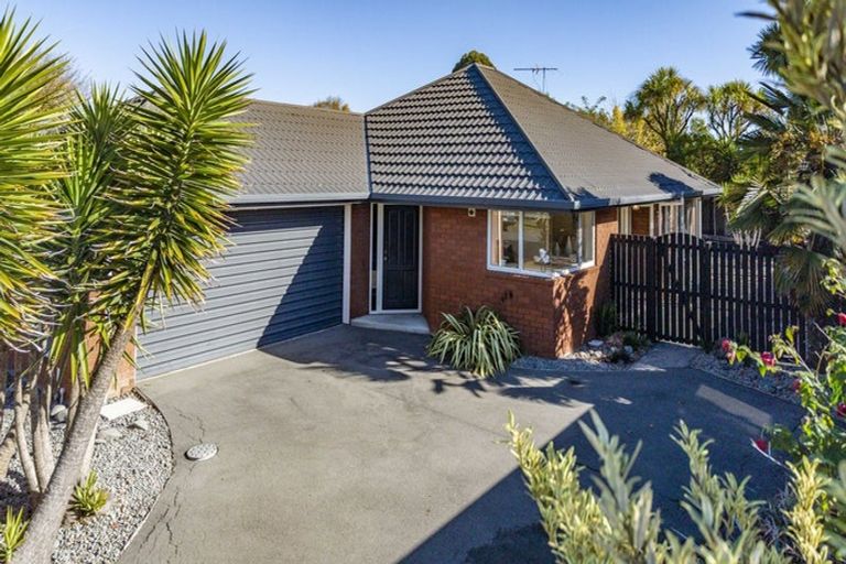 Photo of property in 59 Uxbridge Street, Redwood, Christchurch, 8051