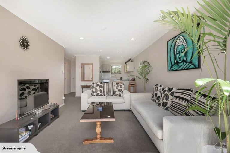 Photo of property in 15/5 Monte Cassino Place, Birkdale, Auckland, 0626