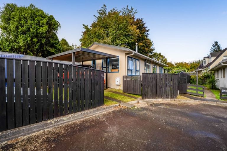 Photo of property in 1c Oswald Place, Stratford, 4332